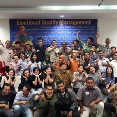 EQ at Work” PT Permata Hijau Group – Batch 9 di Royal Suit Condotel, Medan 20-21 April 2018 (gambar 3)