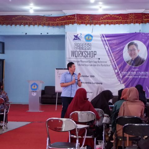 Career Workshop & Seminar Pengembangan Wawasan Karir Bagi Mahasiswa Fakultas Keguruan dan Ilmu Pendidikan, Universitas Lampung, 26 September 2019 (gambar 1)