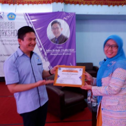 Career Workshop & Seminar Pengembangan Wawasan Karir Bagi Mahasiswa Fakultas Keguruan dan Ilmu Pendidikan, Universitas Lampung, 26 September 2019 (gambar 3)