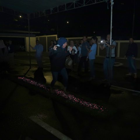 NLP & Firewalking Workshop, PT Jamkrida Jateng, 17-19 Oktober 2019, Griya Persada Bandungan-Jateng. (gambar 4)
