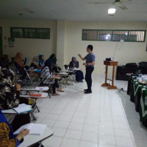 Ngobrol Bareng "Aplikasi Rational Emotive Therapy" Himpsi (Himpunan Psikolog Seluruh Indonesia) Cabang Lampung, 25 September 2019. (gambar 3)