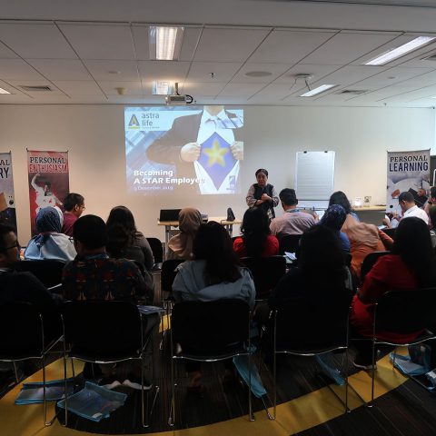 Training 1 Hari Becoming a Star at Work PT Astra Aviva Life, Jakarta 9 Desember 2019 (gambar 3)