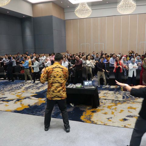 Seminar Be A Star Employee, Be A Star Leader PT. SHSI & PT. IMA, 7 Februari 2020, Hotel Mercure Bandung City Center (gambar 3)