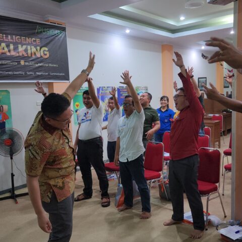 "NLP for Leader", Puskopdit Khatulistiwa, Pontianak 26-27 Mei 2023 (gambar 4)
