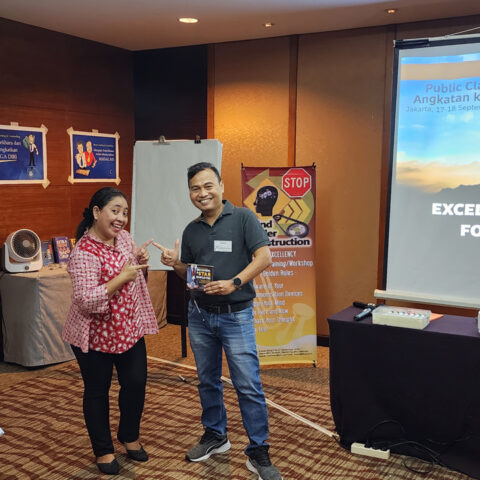 "Excellent Coaching for Leader" Batch 32, Public Workshop HR Excellency, Hotel Santika Premiere Slipi 18-19 September 2023 (gambar 4)