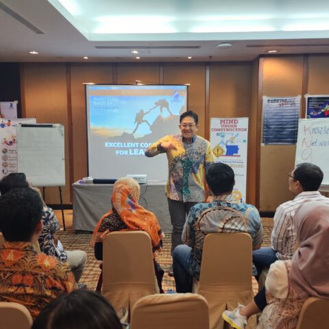 "EFFECTIVE COACHING SKILL FOR LEADER", HR Excellency Public Class, Hotel Santika Slipi, 19-20 Agustus 2024 (gambar 2)