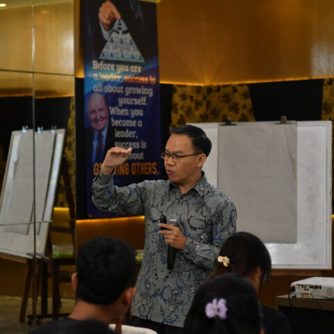 "Communication Skills ", Hotel Gajahmada dan Gajahmada Avara Hotel, Pontianak, tanggal 23 Agustus 2024. (gambar 1)